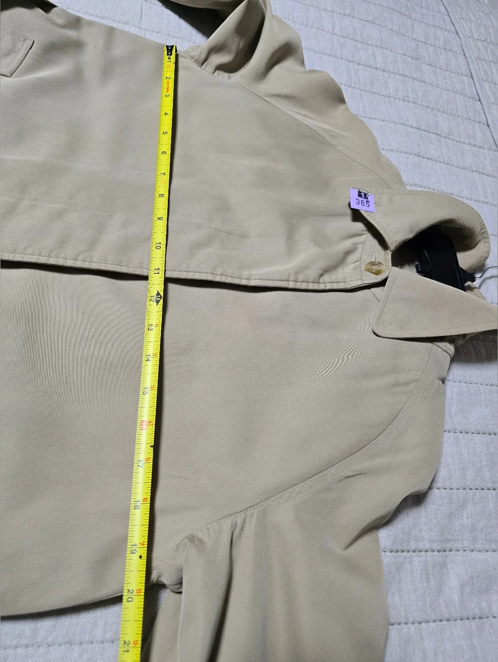 Vintage Burberry Beige Trench Coat with Nova Check Lining - Picture 9 of 10